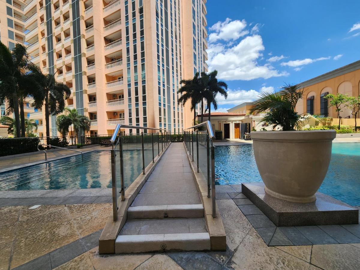 تاغويغ Spacious Cozy Suite At The Venice Mall With Free Parking And Washing Machine (Adults Only) المظهر الخارجي الصورة