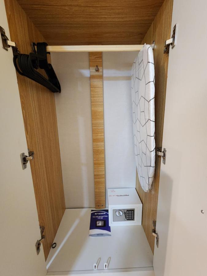 تاغويغ Spacious Cozy Suite At The Venice Mall With Free Parking And Washing Machine (Adults Only) المظهر الخارجي الصورة