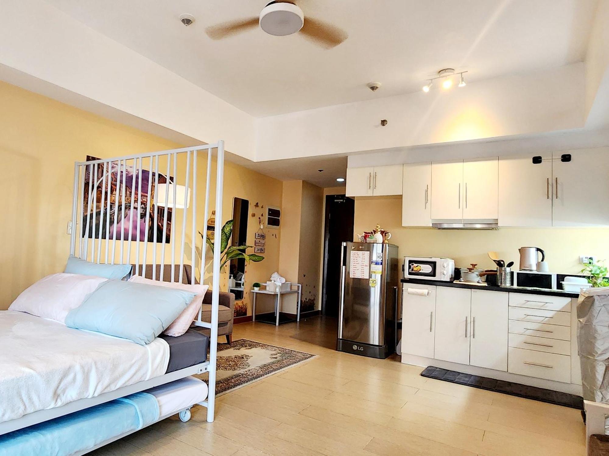 تاغويغ Spacious Cozy Suite At The Venice Mall With Free Parking And Washing Machine (Adults Only) الغرفة الصورة
