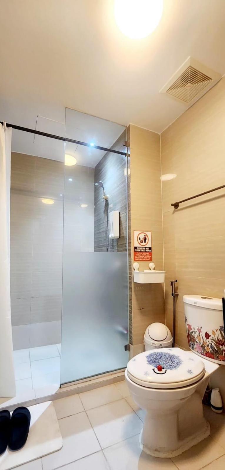 تاغويغ Spacious Cozy Suite At The Venice Mall With Free Parking And Washing Machine (Adults Only) المظهر الخارجي الصورة